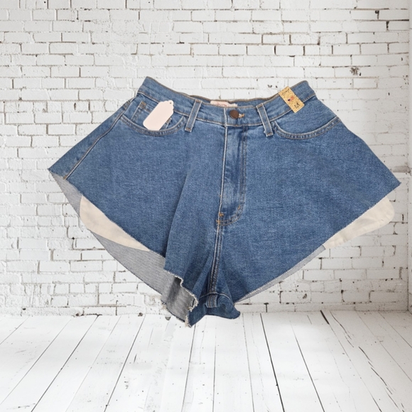 NWT Vibrant Denim Blue Women's Daisey Duke Swing Shorts Hot Pants - Picture 4 of 7